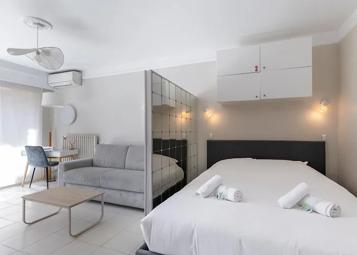Le 15 Picaud - Superbe Bord De Avec Terrasse & Piscine * Cannes